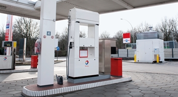 Hydrogen fuelling Station - CEP/TOTAL at Cuxhavener Strasse, Hamburg, Germany